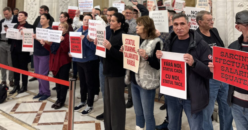 video protest al angajatilor din parlament nemultumiti de taierile de salarii ministrul dezvoltarii ii asigura ca nu vor fi afectati 691c868d44ae9