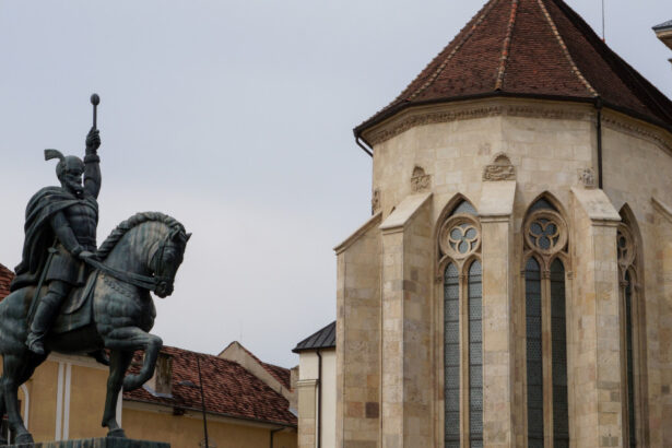 video puterea si opozitia prezente la manifestatiile de 1 decembrie din alba iulia ce lideri vor fi in capitala unirii 692c3398561e9