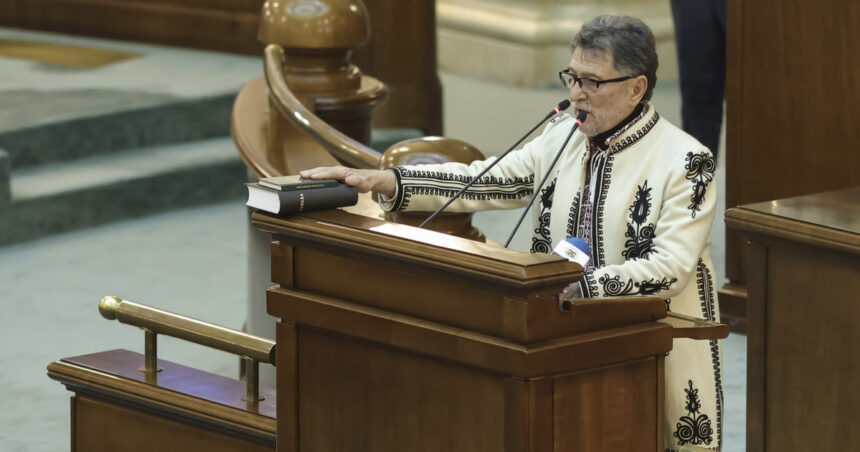 video senator sos despre acuzatia ca un coleg a furat un rucsac om fi noi parlamentarii hoti dar chiar sa ne coboram la nivelul asta 691c88fd7adfa