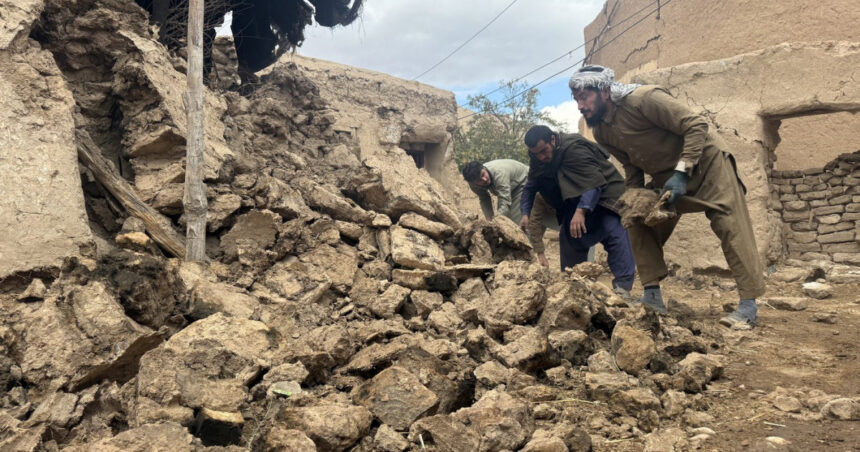 video un nou bilant dupa cutremurul puternic din afganistan cel putin 27 de morti si aproape 1 000 de raniti 690a36339de03