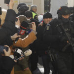 videofoto horatiu potra adus la parchetul general seful mercenarilor va fi audiat intr un dosar de spalare de bani si evaziune fiscala 69242ac93576e