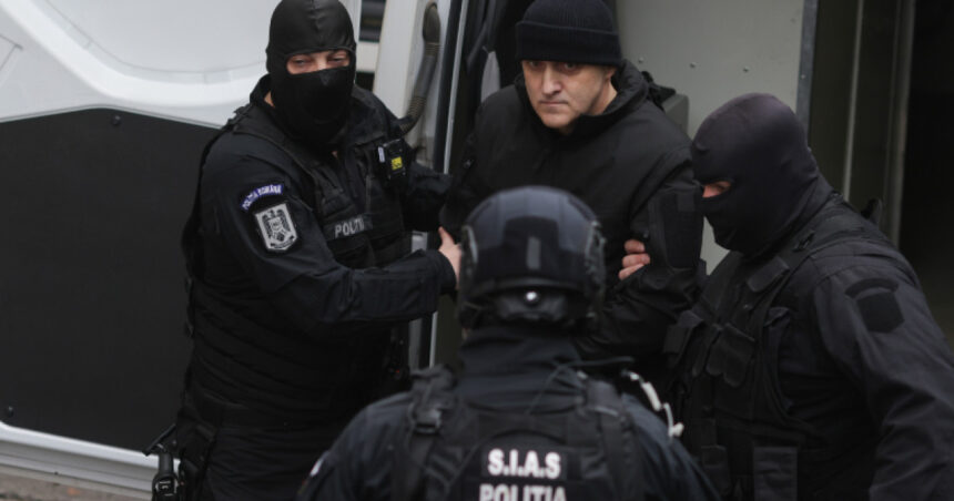 videofoto horatiu potra fiul si nepotul sau raman in arest preventiv pentru 30 de zile judecatorii au confirmat mandatele celor trei 692056045e586