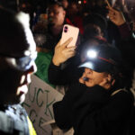 videofoto raid al agentilor federali in charlotte 81 de persoane arestate in doar cinci ore la protestele masive din carolina de nord 691b4f34a8e08