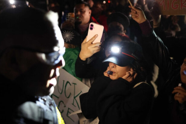 videofoto raid al agentilor federali in charlotte 81 de persoane arestate in doar cinci ore la protestele masive din carolina de nord 691b4f34a8e08