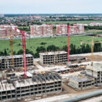 volumul lucrarilor de constructii a crescut cu 9 in 2025 se repara mult dar proiectele noi stagneaza si preturile locuintelor urca 691f08bc54390