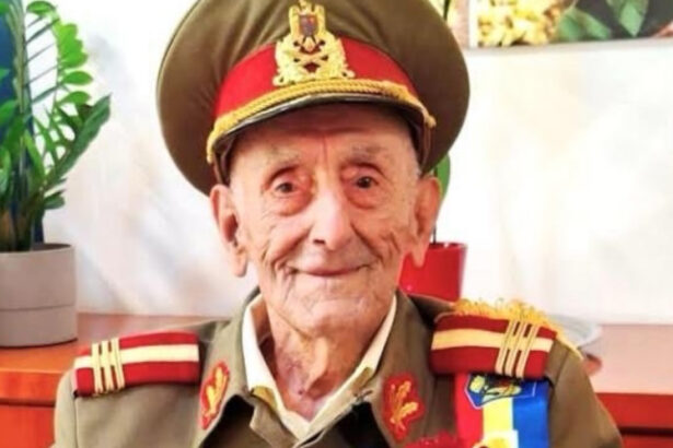 a murit colonelul r ion vasile banu singura persoana decorata de presedintele nicusor dan la 1 decembrie 69520c1f312c7