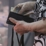 analiza legea pensiilor private a fost adoptata de senat expert statul se asigura ca banii vor finanta datoria publica 6943e95d8d6c6