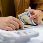 analiza romania atrage investitii din regiune dar investeste putin in afara granitelor explicatia unui paradox economic 69425689ee4ff