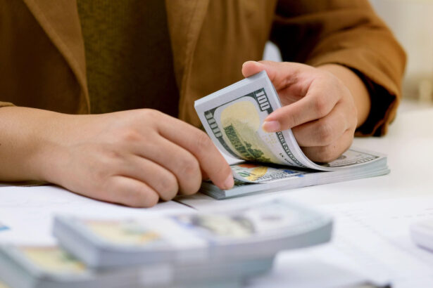 analiza romania atrage investitii din regiune dar investeste putin in afara granitelor explicatia unui paradox economic 69425689ee4ff