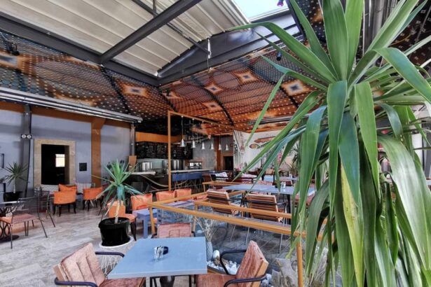 autorizatie de construire pentru lucrari de urgenta asupra unei cladiri vechi din centrul orasului 694488f527bad