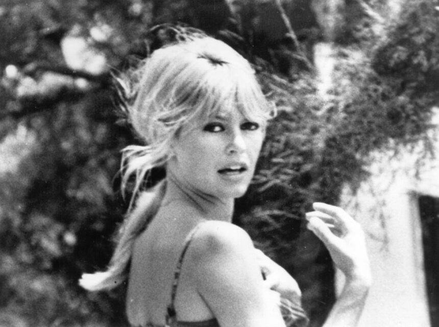 brigitte bardot actrita care a schimbat imaginea feminitatii pe ecran si a parasit cinematografia la apogeu 6953ec5c98433