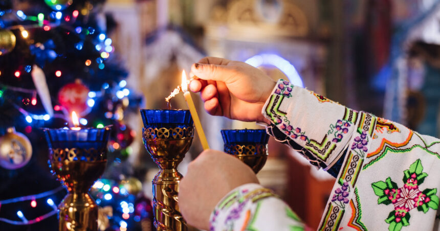 calendar ortodox pentru decembrie 2025 cele mai importante sarbatori cu cruce rosie praznuite in ultima luna din an 692d421ed09fc