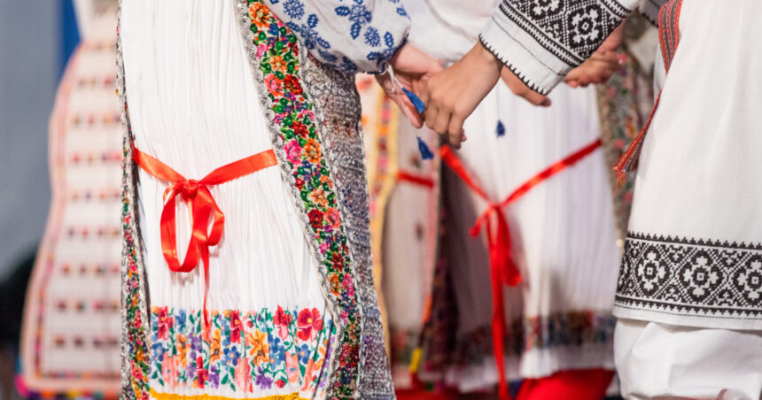 cand se merge la colindat calendarul obiceiurilor traditionale de la craciun pana la anul nou 6948339b54f18