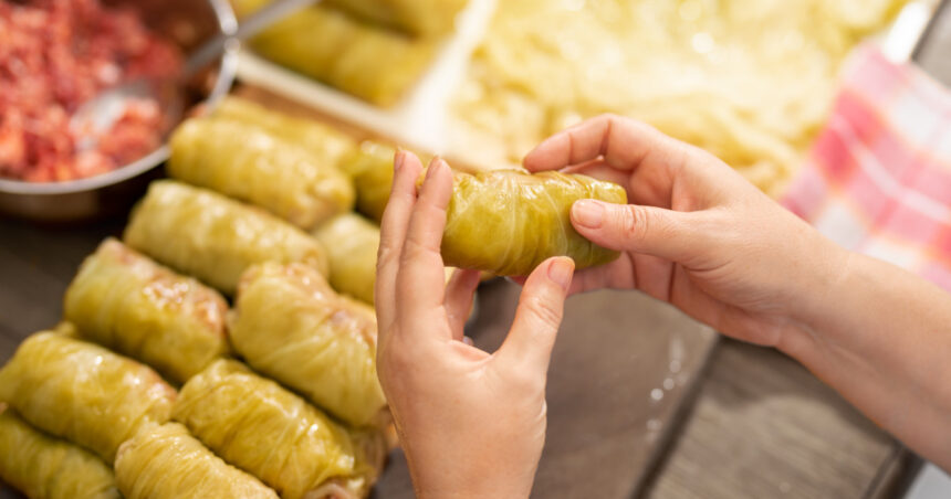 cele mai bune retete de sarmale pentru craciun ce combinatii de carne si condimente recomanda bucatarii experimentati 6946556e47a0e