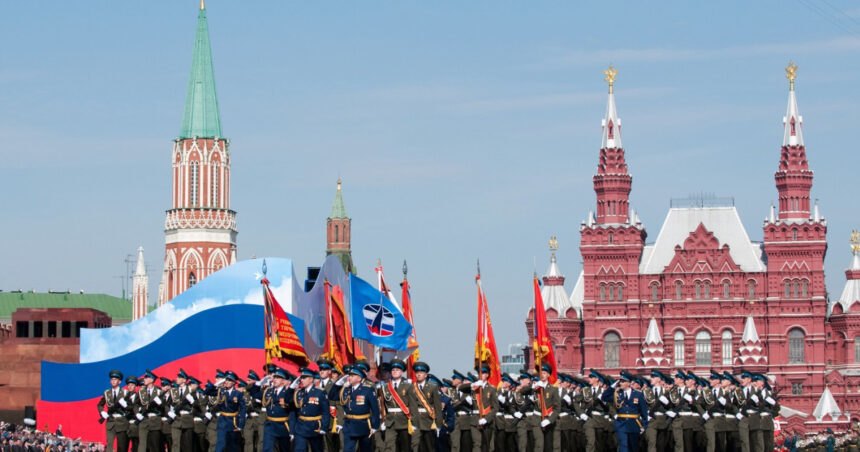 cheltuielile militare ale rusiei au atins un nou record bugetul e de patru ori mai mare ca in 2021 anul premergator razboiului 693aec0b288cf