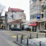 ct bus statia capitol de pe strada mircea cel batran a fost relocata 6930626986105