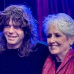 cum se numeste ultima melodie inregistrata de joan baez artista s a intors in studio revoltata de politicile lui trump 6934a8c100a92