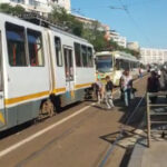 doua tramvaie s au ciocnit in bucuresti un copil a ajuns la spital 692dcebd15d8a