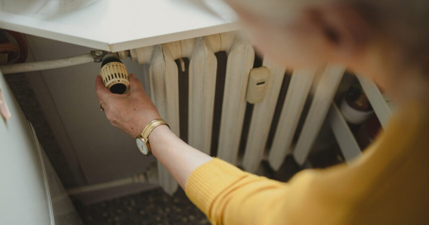 electrocentrale craiova a intrat in insolventa din cauza datoriilor ministerul energiei caldura nu se opreste 69403434adc93