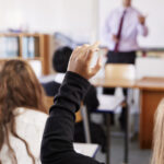 elevii care obtin nota maxima la evaluarea nationala si bac primesc sume importante de la guvern anuntul ministrului educatiei 6943ee15092b8