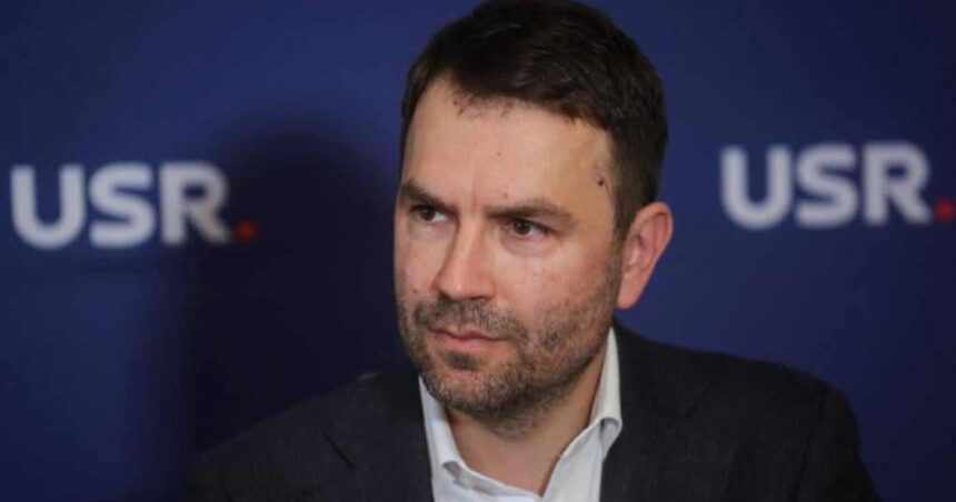 exclusiv catalin drula spune ca nu va fi noul ministru al apararii daca pierde alegerile pentru capitala e exclus 6930948b39731