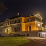 familia regala a romaniei petrece craciunul si anul nou la savarsin cand va fi deschis pentru public targul de craciun din satul regal 6943e0158745b