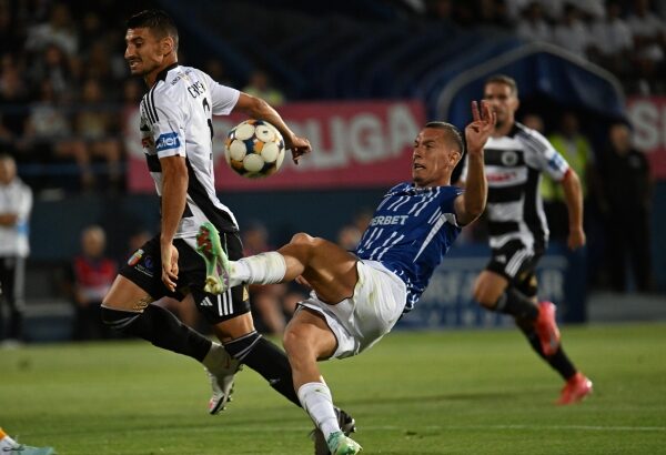 farul a pierdut la cluj si a cam spus adio play off ului superligii 6949153202992