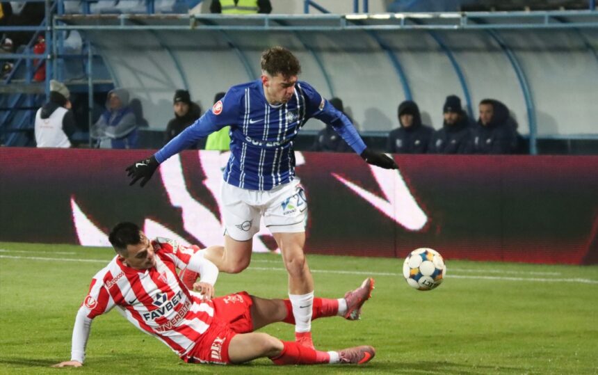 farul constanta a scos doar un punct cu uta arad si a ajuns pe 10 in superliga 69415d596a190