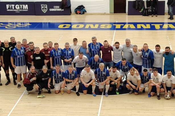 farul petrolul si rapid au facut spectacol la memorialul dumitru antonescu in sala sporturilor 6947c3b08b301