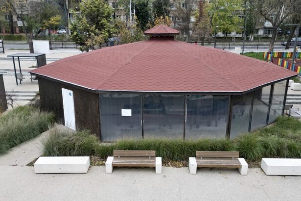 foto conditii imbunatatite pentru seniorii constantei confort urban a inceput lucrarile de reparatii a acoperisurilor pavilioanelor destinate persoanelor varstnice 694169d9b752d