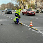 foto sc confort urban srl monteaza separatori de trafic pentru crearea benzii unice pentru autobuze pe bulevardul 1 mai 693fdfd012611