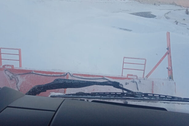 foto transalpina a fost redeschisa luni circulatiei dupa ce drumul a fost inchis din cauza viscolului 6952791af0a7f