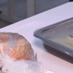 guvernul vrea sa aloce 15 lei in plus la masa zilnica a elevilor e ceva de ras nici macar un ziar nu iei de banii astia 69438bb4647cb