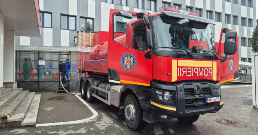 igsu continua actiunile de sprijin in prahova si dambovita dupa intreruperea alimentarii cu apa autospeciale trimise din alte judete 692db62815fe2