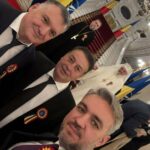 imaginea momentului surprinsa la receptia de la cotroceni mitroi si hutuca unul langa altul 692e0ad440630