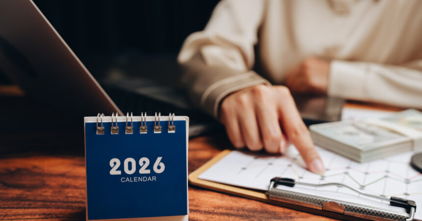 libere legale in 2026 cinci zile nelucratoare in ianuarie pentru angajati calendar complet al minivacantelor pe tot parcursul anului 6953bcbebdcfd