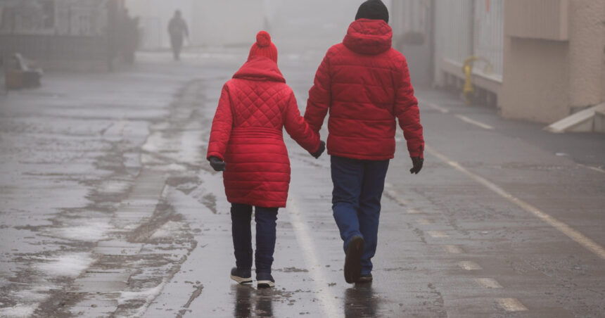 meteorologii anunta vreme mai calda decat de obicei vor fi maxime de 14 grade ceata si vant in mai multe zone 693ea4a35995d