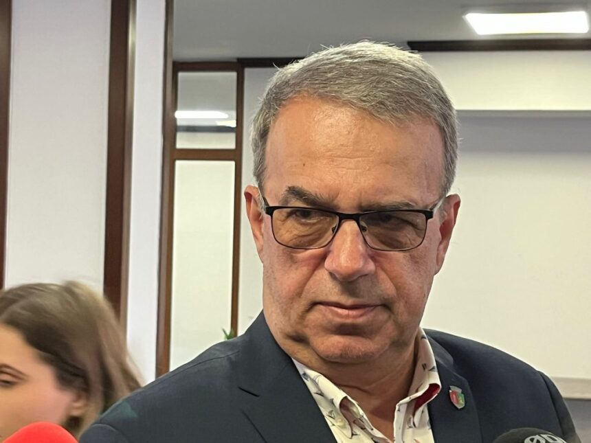 motivul pentru care vergil chitac nu a fost prezent la sedinta in care s a discutat despre compensarea taxei de 200 de lei 69302b9337669