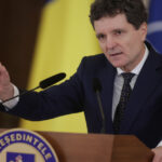 nicusor dan despre afirmatia ca romania e o tara corupta si cand te duci la medic iti spune sa te astepti ca tratamentul va dura 693051c0bc0ad