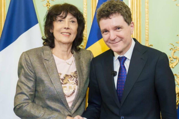 nicusor dan intalnire la paris cu virginia ruzici dubla castigatoare roland garros una dintre cele mai mari sportive ale romaniei 694eb299c3a40