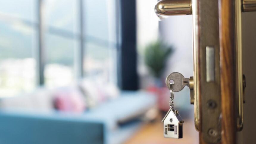 o femeie cere evacuarea fostei sotii a tatalui ei decedat din apartamentul cumparat inaintea casatoriei cu aceasta 692f7ca69ce2c