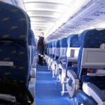 pasagerii supraponderali obligati sa cumpere doua locuri in avion zborurile din sua se scumpesc 69301d32dd611