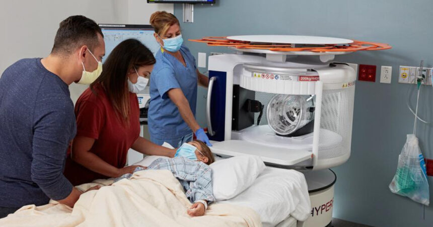 premiera in romania primul rmn mobil functioneaza la iasi investigatii imagistice direct in sala de operatie si in terapie intensiva 693309de73034