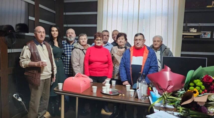 primaria poarta alba a premiat cinci cupluri care au celebrat nunta de aur 6949a736424c9