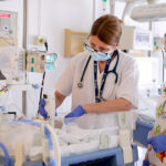 puiul de om nascut cu doar 740 de grame este acum o minune de copil 6952526e1bbb3