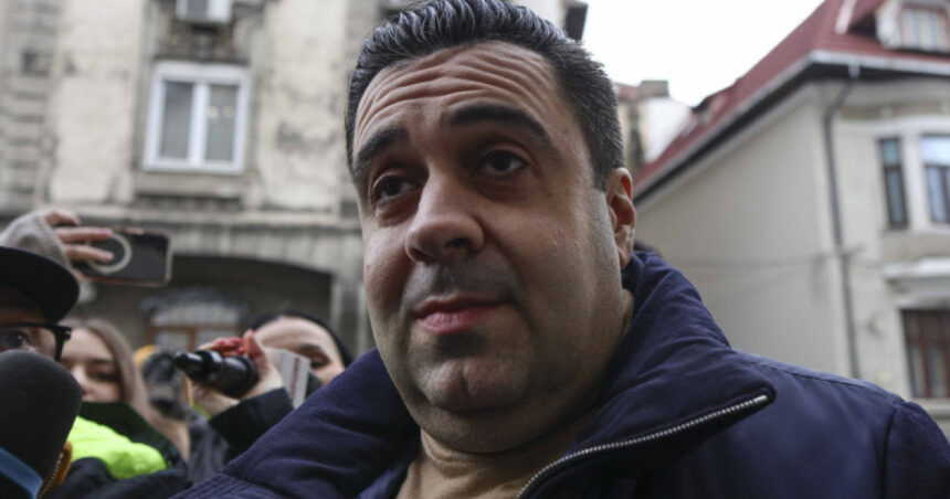 razvan cuc si afaceristul anchetat de dna in dosarul mitei la rar petrec craciunul in arest preventiv 694befa93fb5b