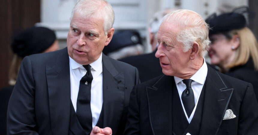 scandal la londra guvernul britanic acuzat ca a ascuns documente sensibile despre printul andrew si familia regala 69538edb77a00