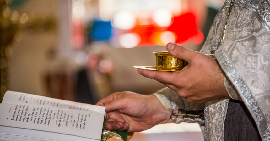 sfanta mucenita filofteia 2025 sarbatoare cu cruce rosie in calendar ce obiceiuri trebuie sa respecte credinciosii pe 7 decembrie 69351cd5ab679