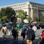 trei sferturi dintre romani cred ca tara merge intr o directie gresita increderea in politicieni la cote minime sondaj 69484c1d62924