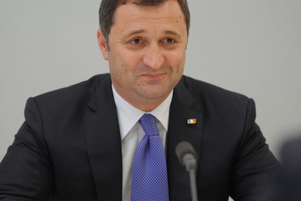 un fost premier din republica moldova a fost condamnat de o instanta franceza la doi ani de inchisoare reactia lui vlad filat 6949506b52e63